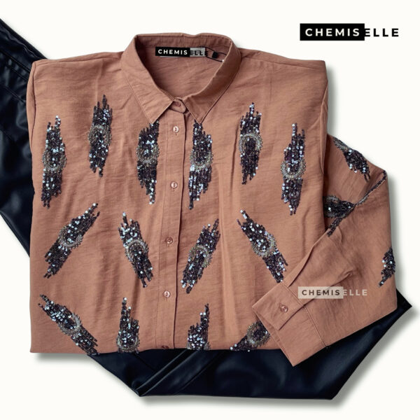 Chemise Éclat Camel – Collection « Élégance Lumineuse »