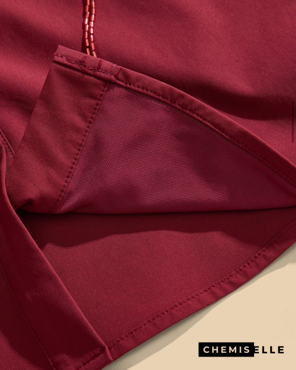 tissu de la Chemise Burgundy Élégance tissu de la Chemise Burgundy Élégance